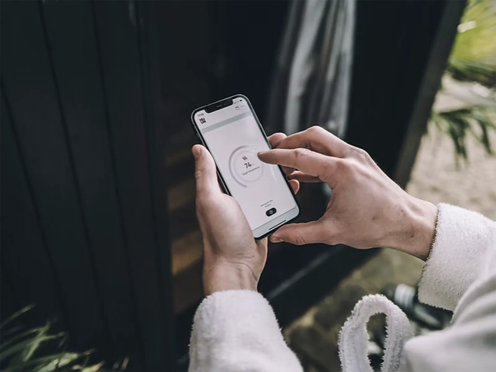 Wildhut build traditional luxury saunas