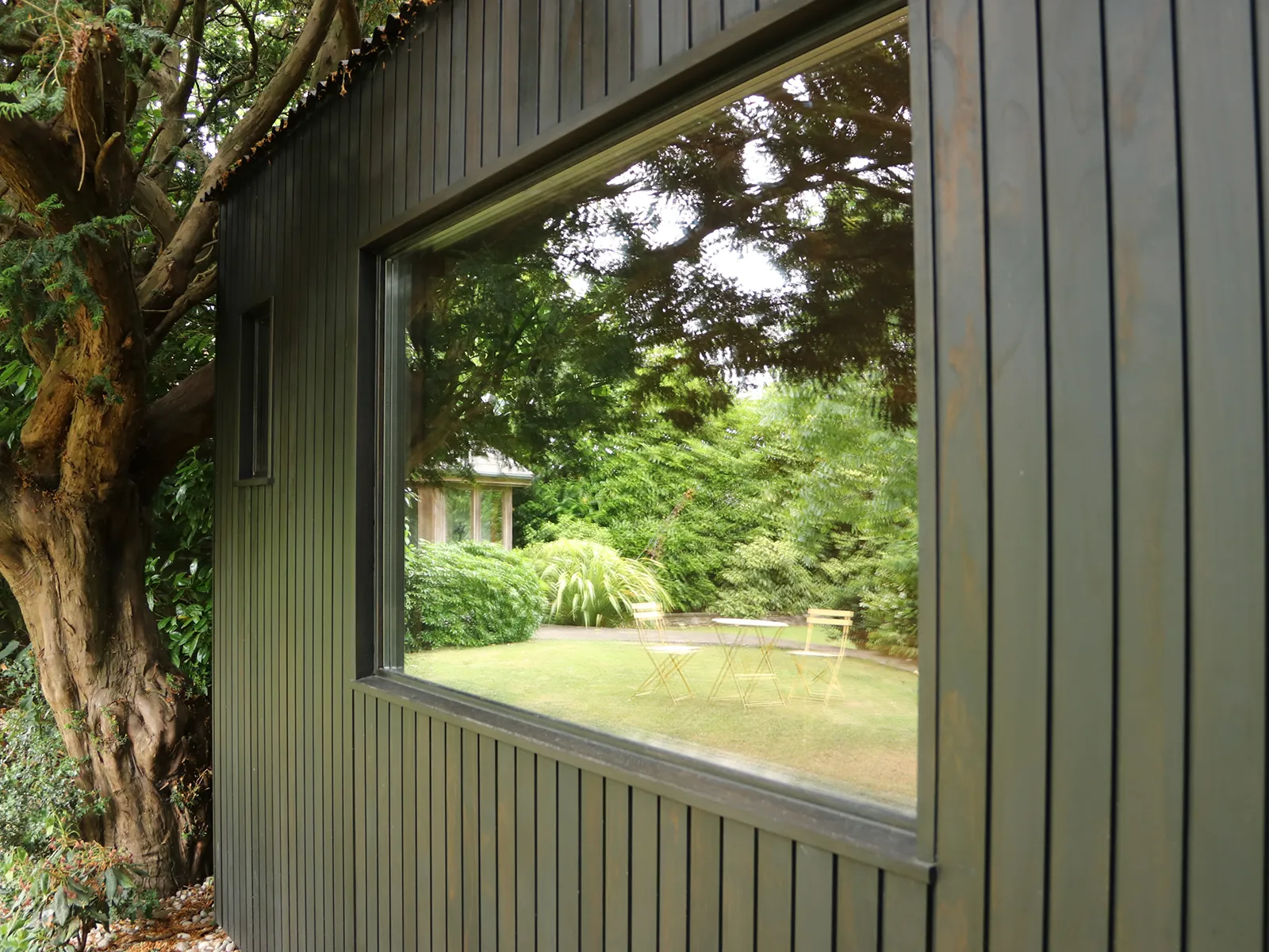 Wildhut build traditional luxury saunas